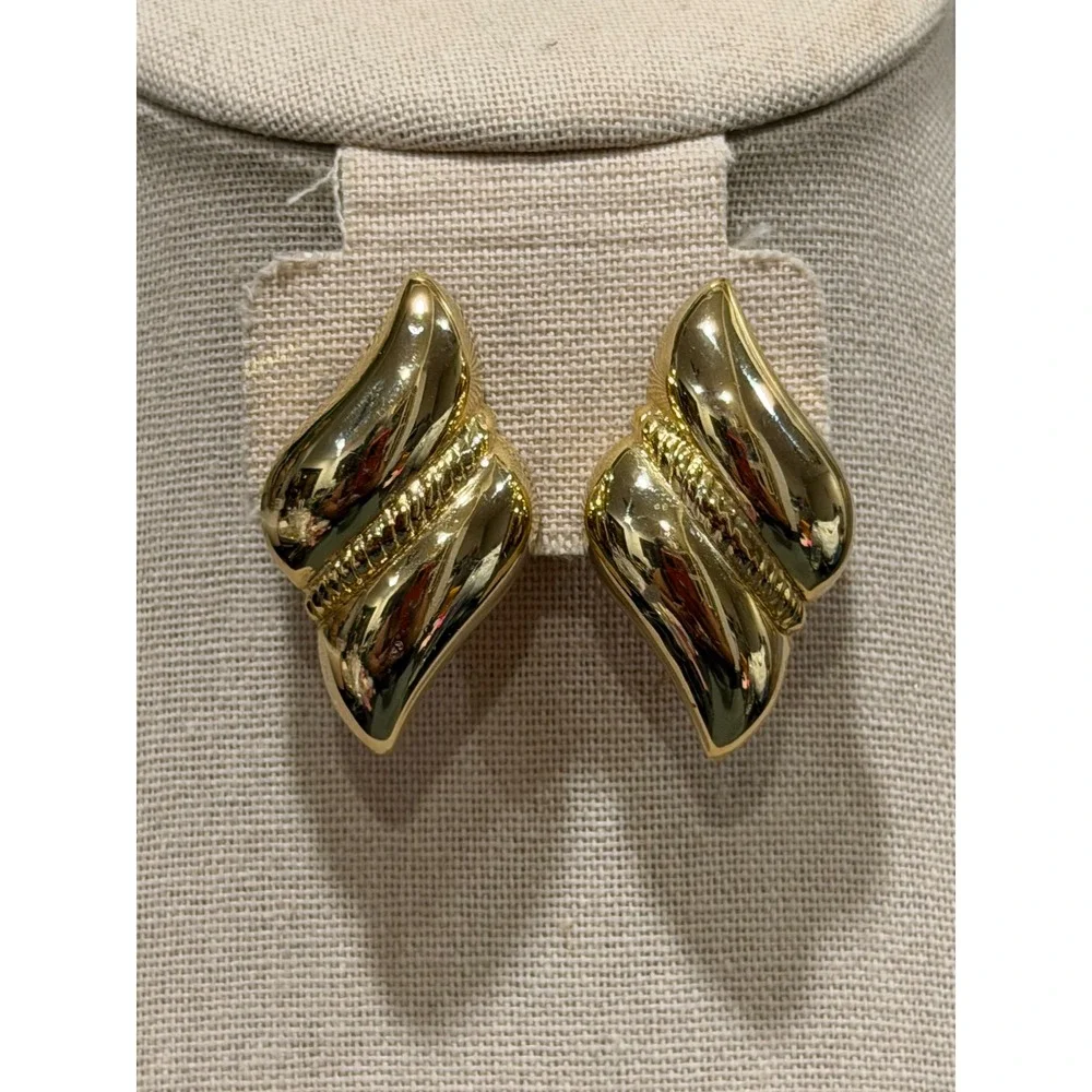 Clip On Earrings Puffy Hollow‎ Statement Gold Tone Vintage 80s Sculptural Chunky